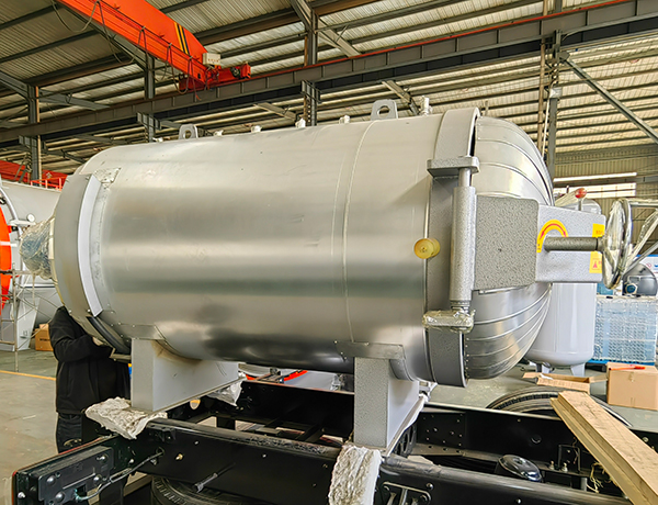 橡胶电磁加热硫化罐